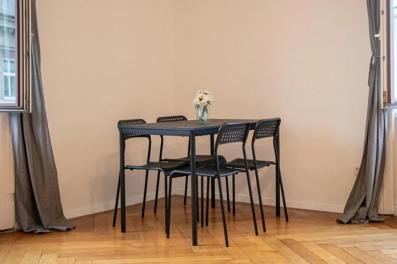 Roomy 2Br Apt. Near Akh -Perfect For Longstays Wiedeń 0*,
