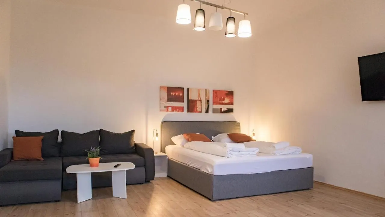 Roomy 2Br Apt. Near Akh -Perfect For Longstays Vienna Apartment